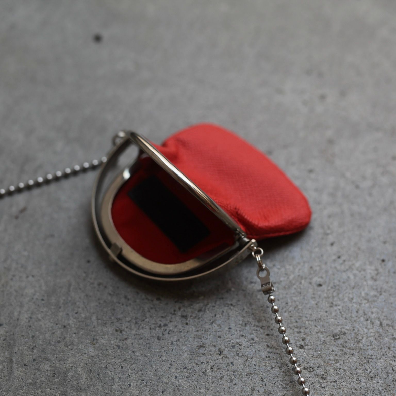 【残りわずか】Chain Pouch & Frame Purse(ODD)