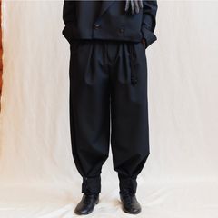 【残り一点】Squeeze Slacks