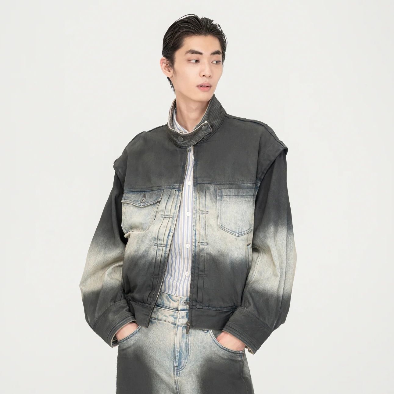 【残り一点】Blue to Black Ombre Denim Stand Collar Jacket