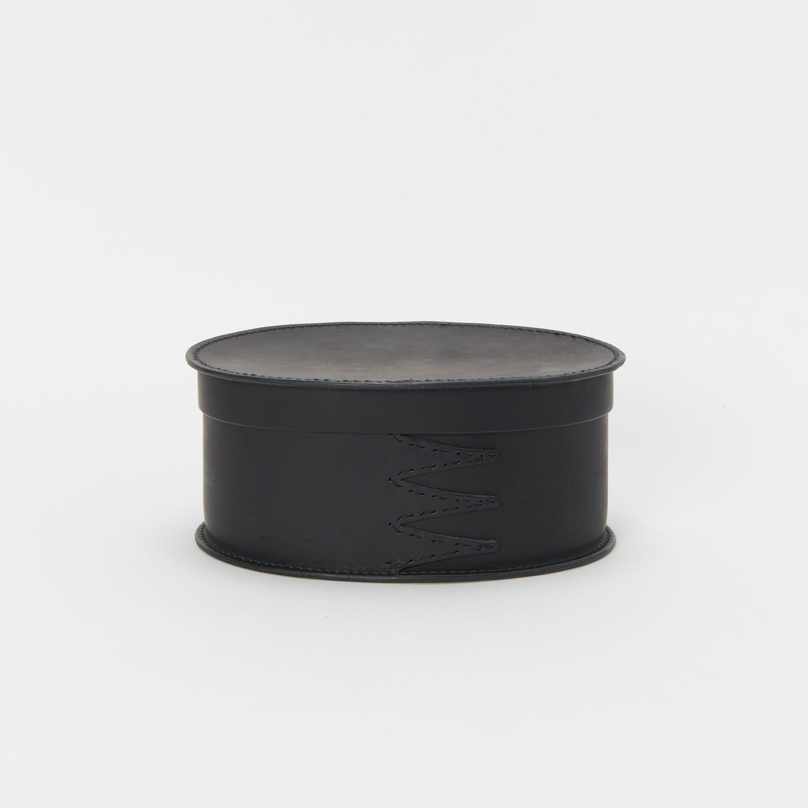 【残りわずか】Shaker Oval Box_M(BLACK)