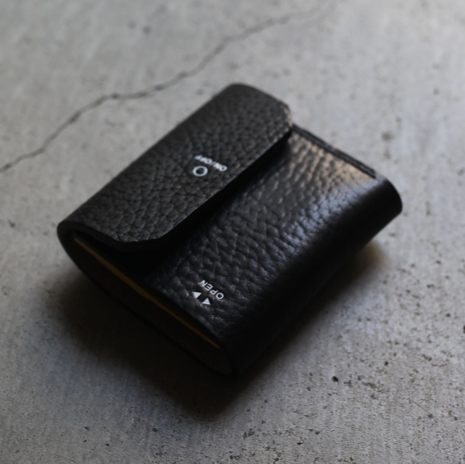 【お取り寄せ注文可能】Wording Wallet(BLACK)