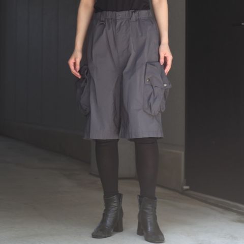 【残り一点】Nylon Multi Pocket Shorts
