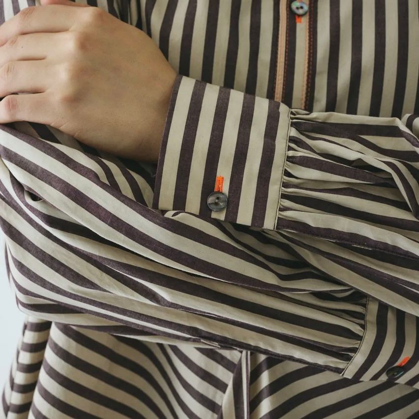 【残り一点】Flare Hem Shirt