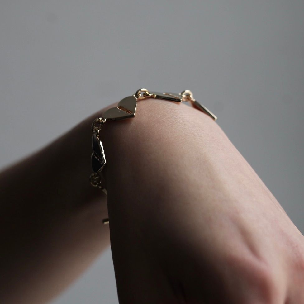 【残りわずか】Multi Heart Razor Bracelet(GOLD)