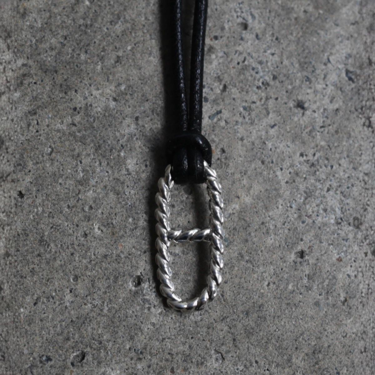 【残り一点】Twist Anchor Leather Necklace(BLACK LEATHER×SILVER)