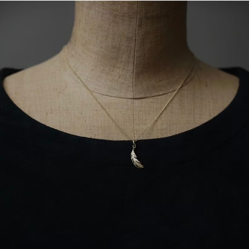 【お取り寄せ注文可能】Minuscule Feather_L(GOLD)