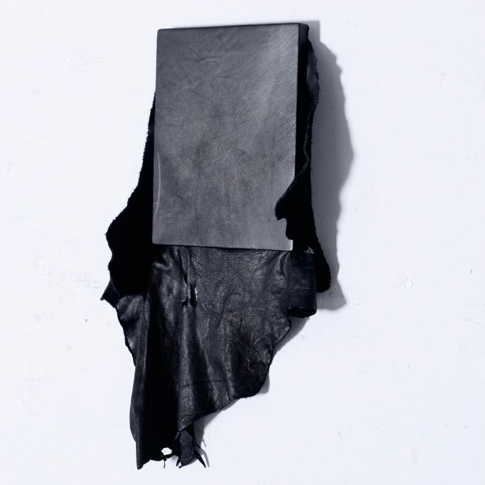 【お取り寄せ注文可能】Leather Picture(PREMATURE)