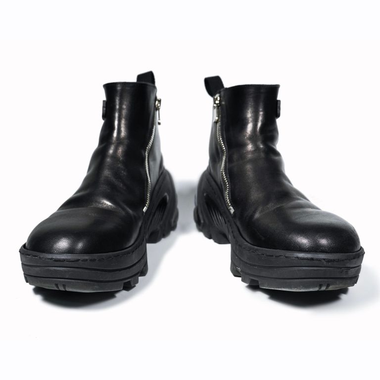 レザー種類 : WAXED HORSE(BLACK)
※商品ページ画像のレザー及び、仕様はサンプルとしてご覧ください。