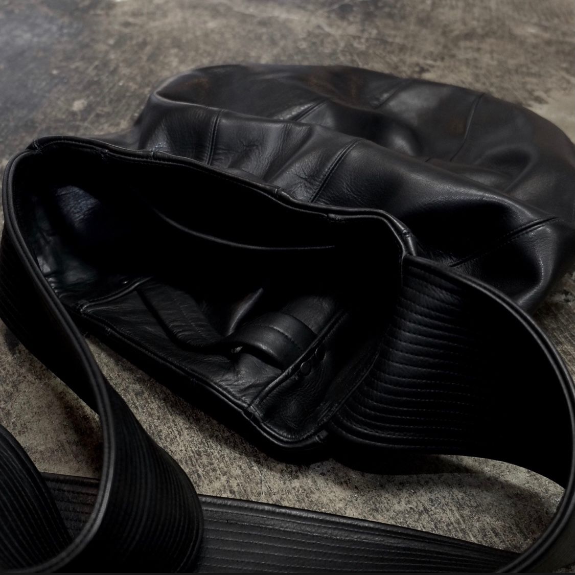 【お取り寄せ注文可能】Monk Bag