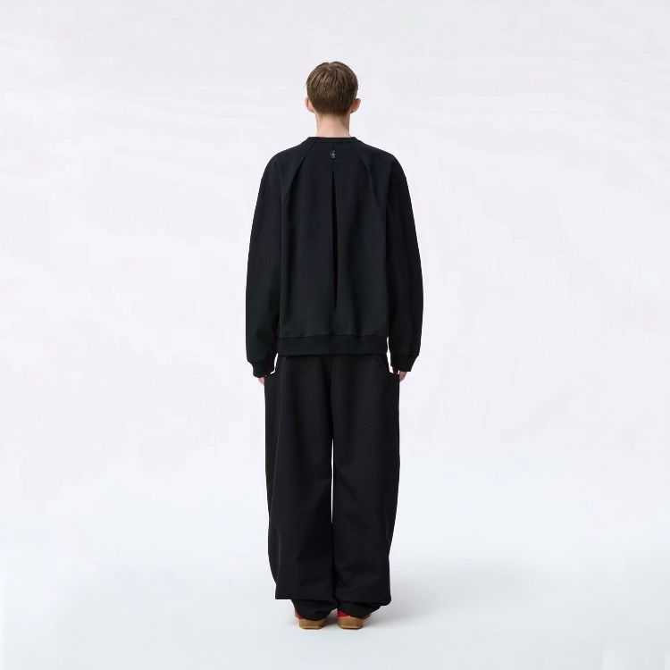 【残り一点】Titan Sweatshirt Product. 45