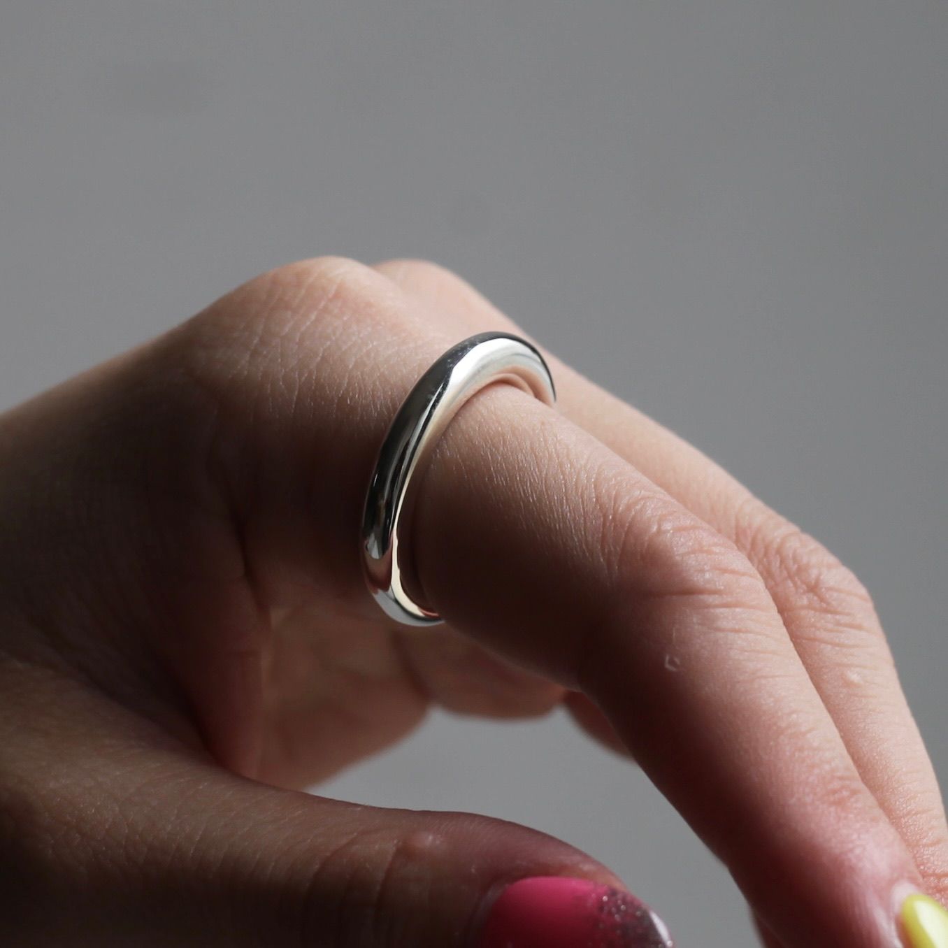 【残り一点】Oval Link Ring 5mm(WHITE)