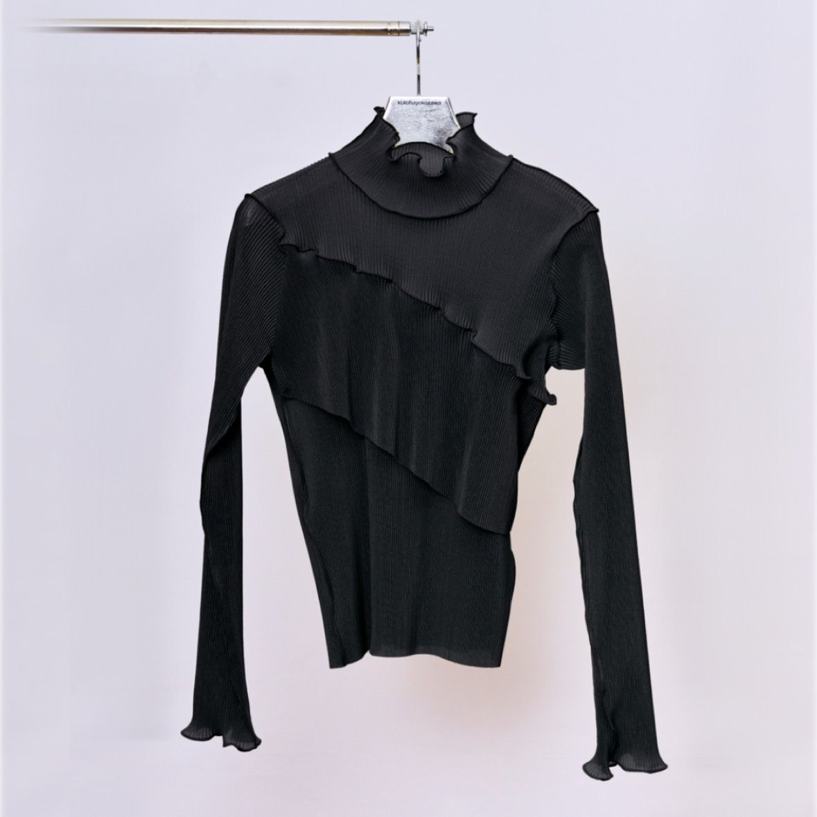 【残り一点】Sheer Long Sleeve High Neck Top