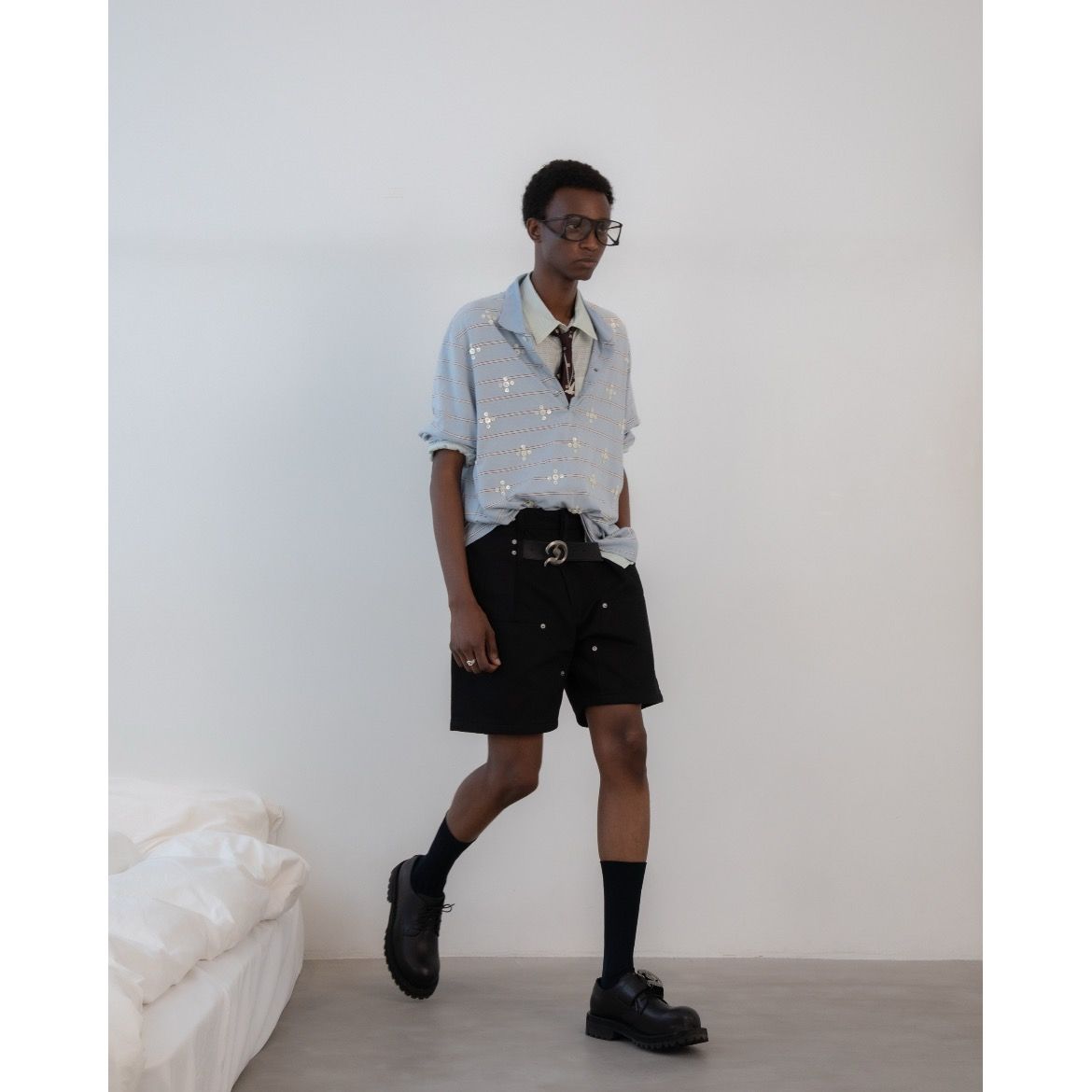 【残り一点】"Humming Bird"Embroidary Flower Tie