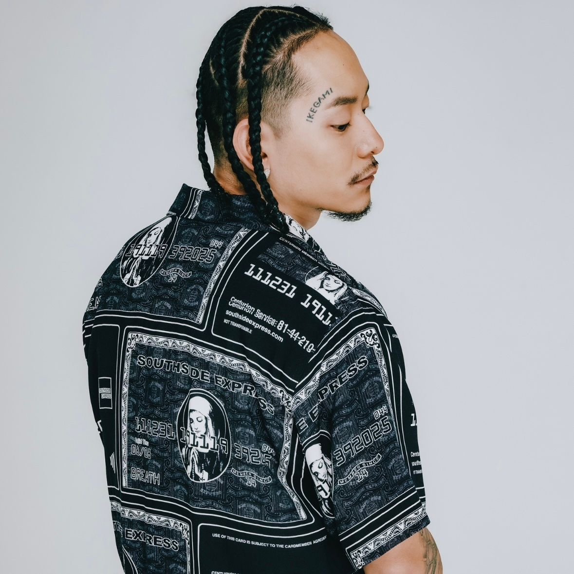 【残り一点】Black Card Shirt