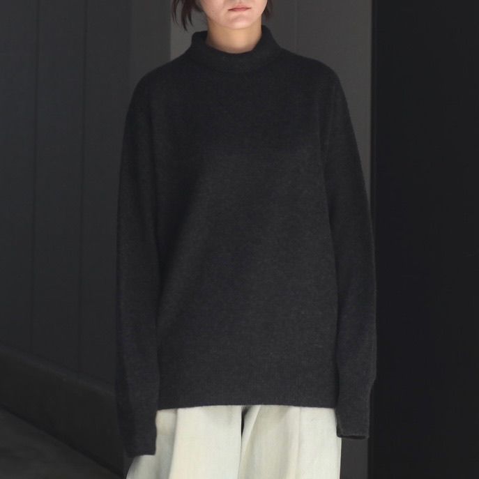 【残り一点】Cashmere Wholegarment Turtleneck Sweater