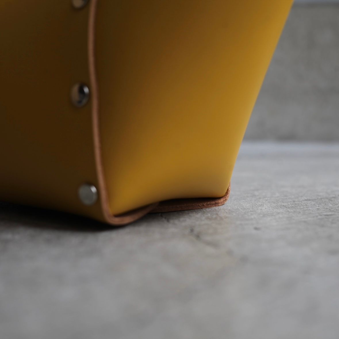 【残り一点】Assemble Pyramid Bag_S(YELLOW)