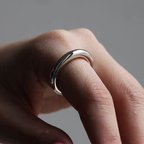 【お取り寄せ注文可能】Oval Link Ring 5mm(WHITE)