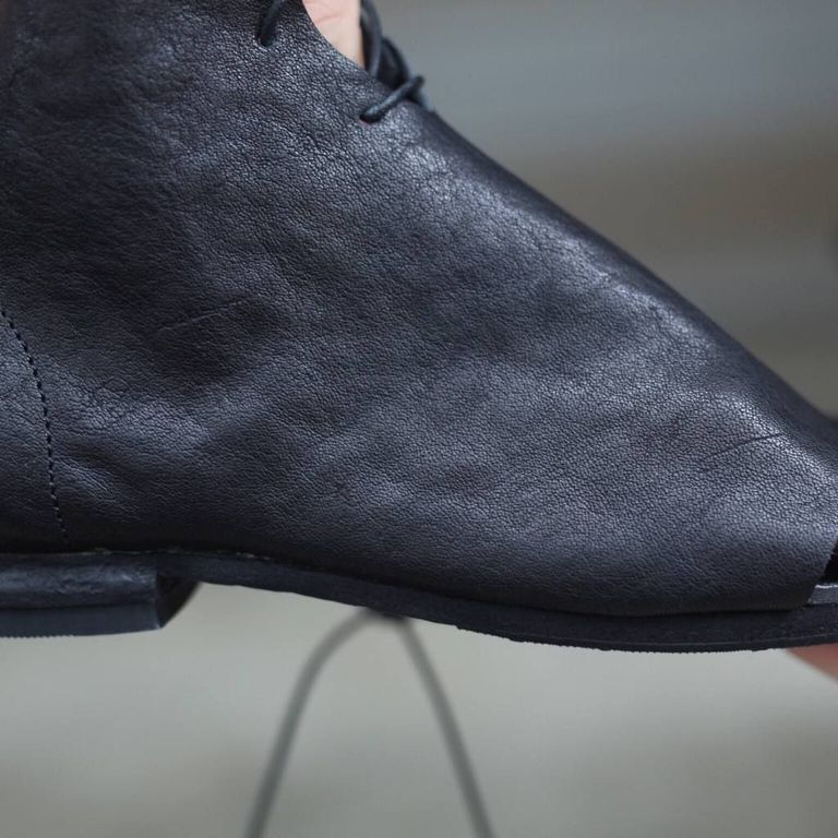 レザー種類 : WAXED HORSE(BLACK)
※商品ページ画像のレザー及び、仕様はサンプルとしてご覧ください。
