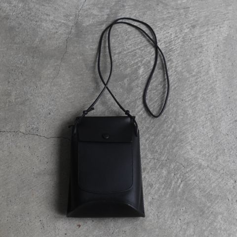 【残りわずか】Bent Pouch