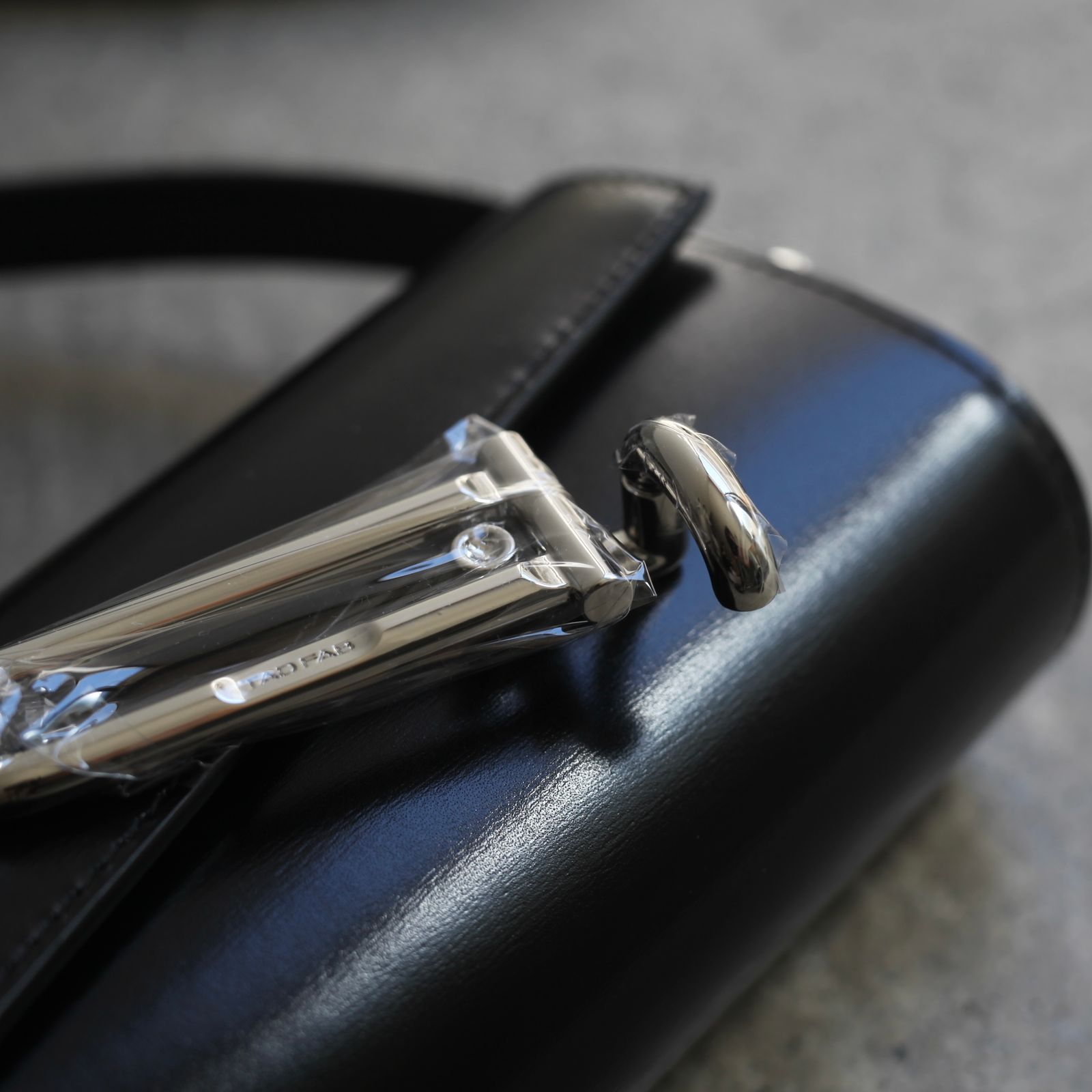 【残り一点】BOX MINI(CALFSKIN)