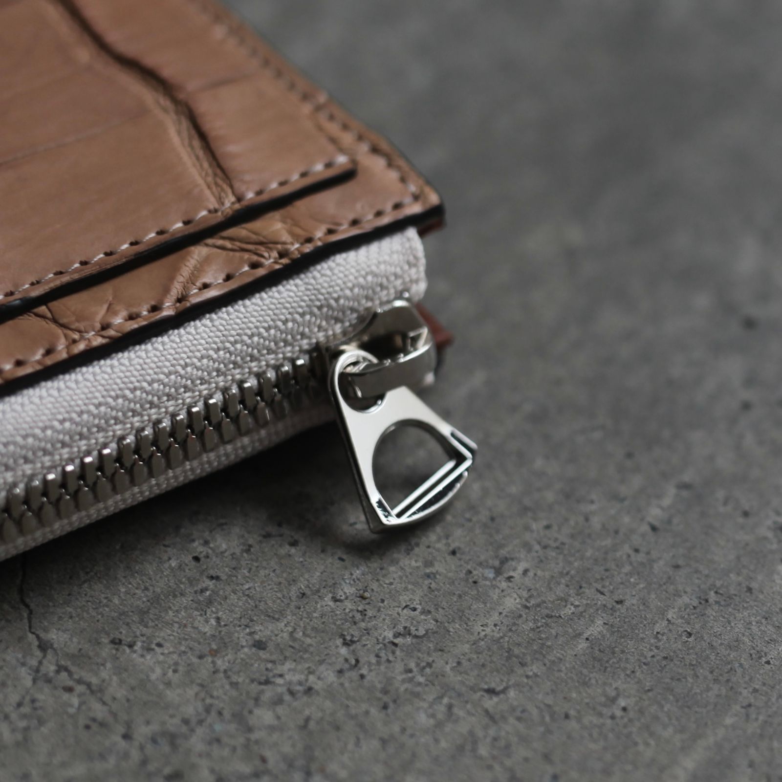 【残り一点】Cristy Very Compact WLT.5(NUME CROCO)