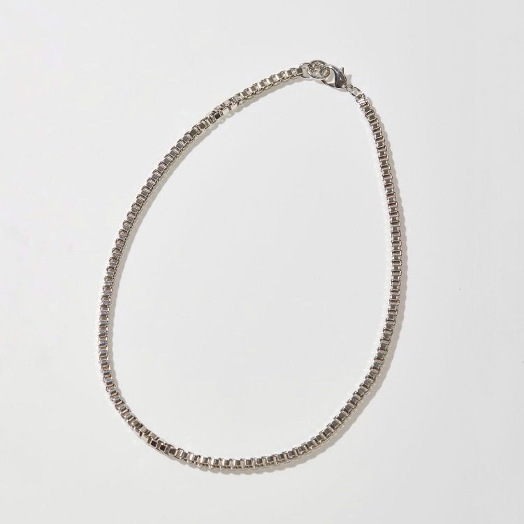 【残りわずか】Cube Necklace