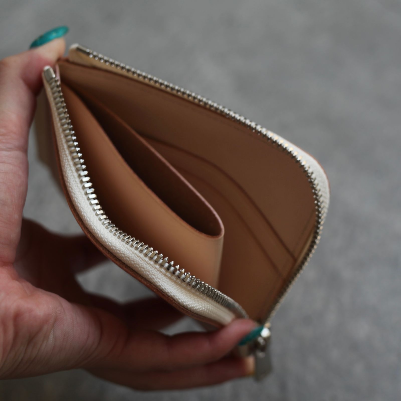 【残りわずか】L Purse(NATURAL)