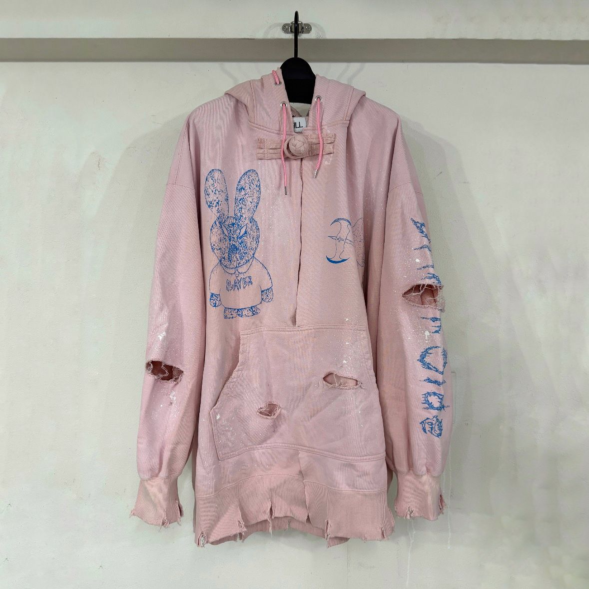 【残り一点】Destroyed Bunny Hoodie