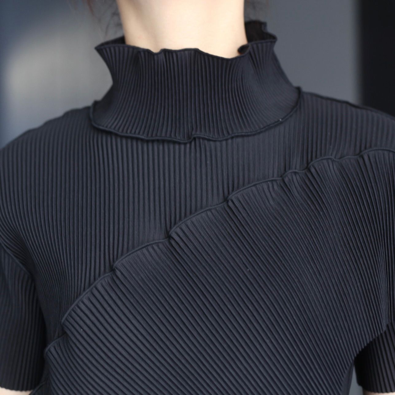 【残り一点】Todo Wave Top Short Sleeve Highneck