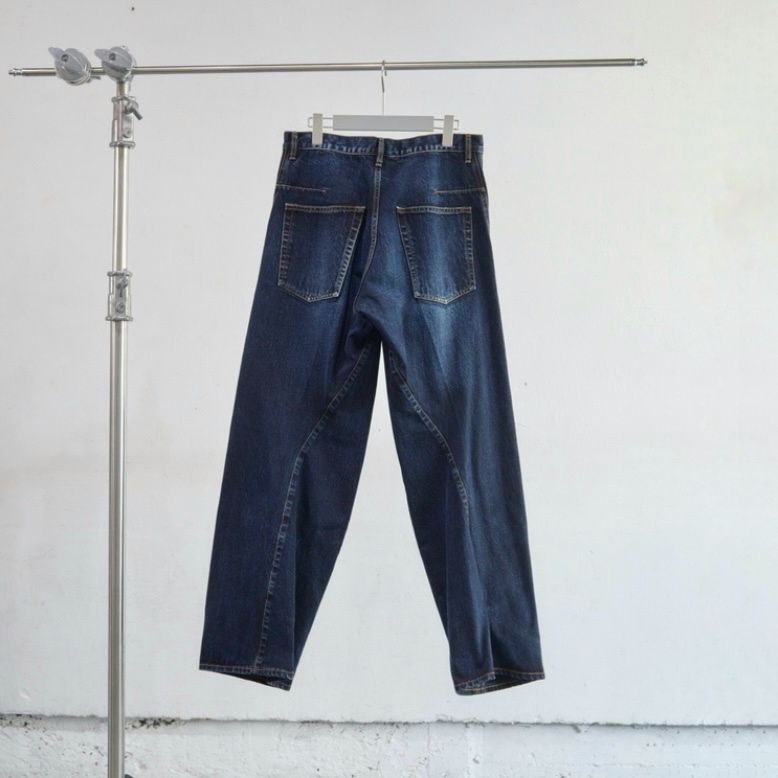【残りわずか】3D Twisted Wide Leg Jeans