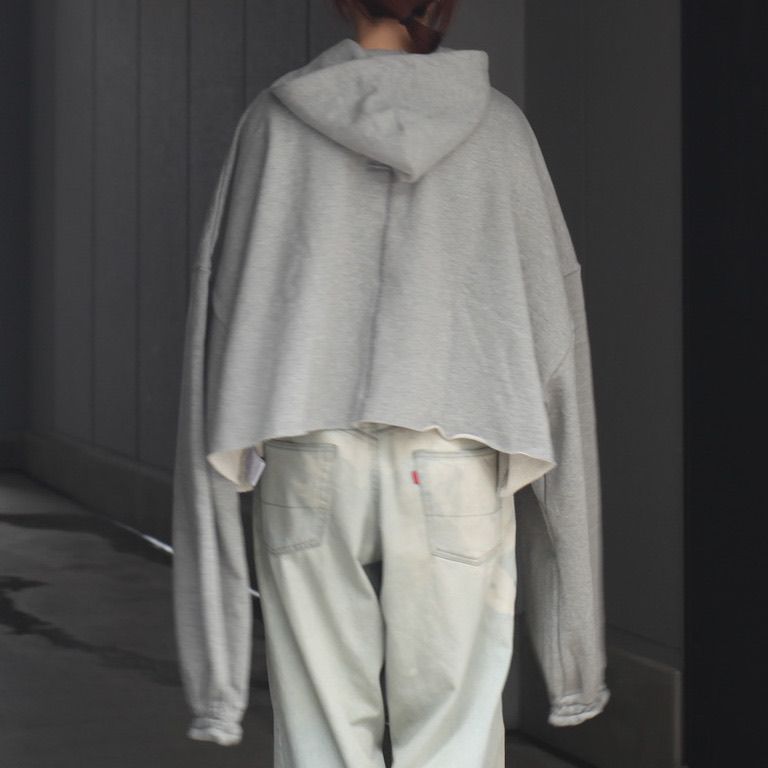 【残りわずか】Ordinary Short Giant Hoodie