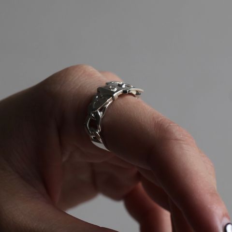 【残り一点】Victorian Buckle Ring