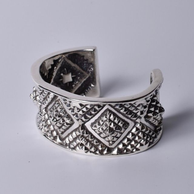 【お取り寄せ注文可能】Element Of Instinct 5 Bangle(SILVER)