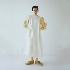 【残り一点】Mountain Sleeve Docking Dress