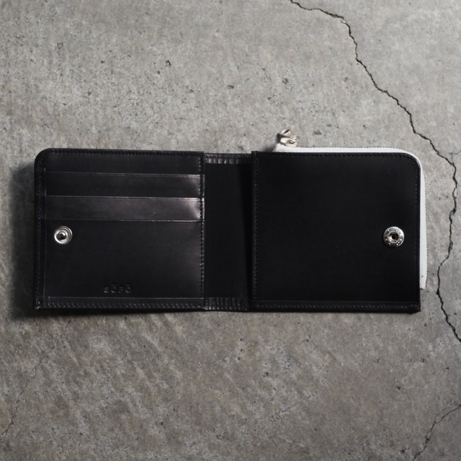 【残り一点】Billfold L Zip Purse(KIP)