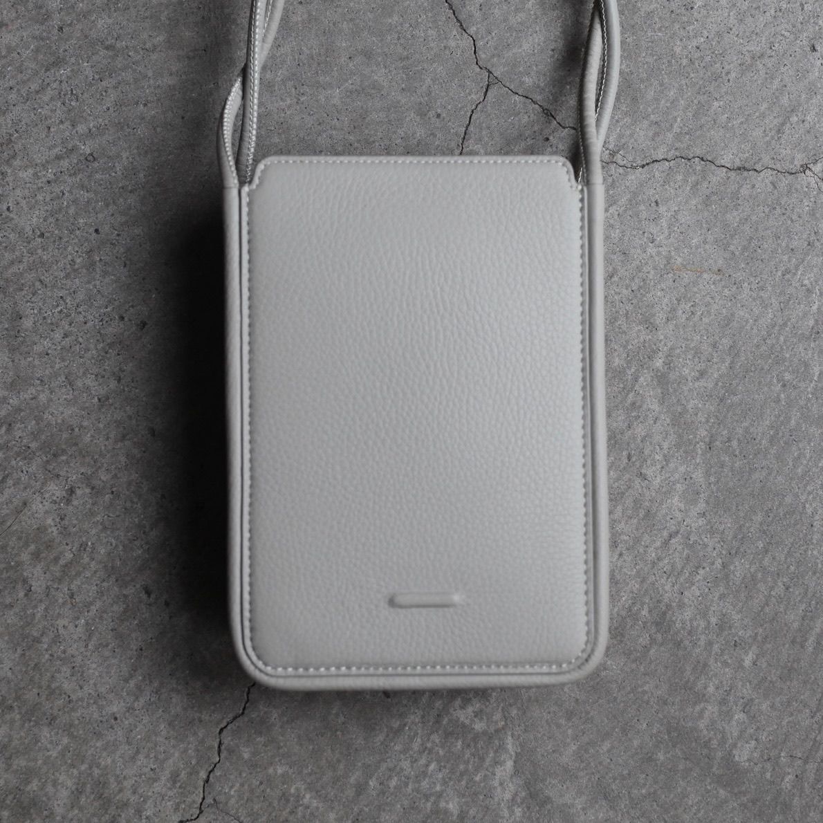 【残り一点】ウォレットバッグ_Wide(WHITE BEIGE)