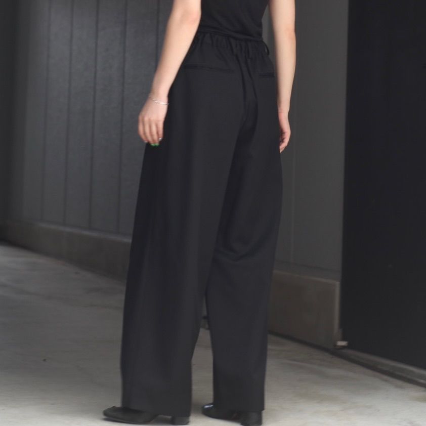 【再販売通知受付可能】Easy Wide Trousers