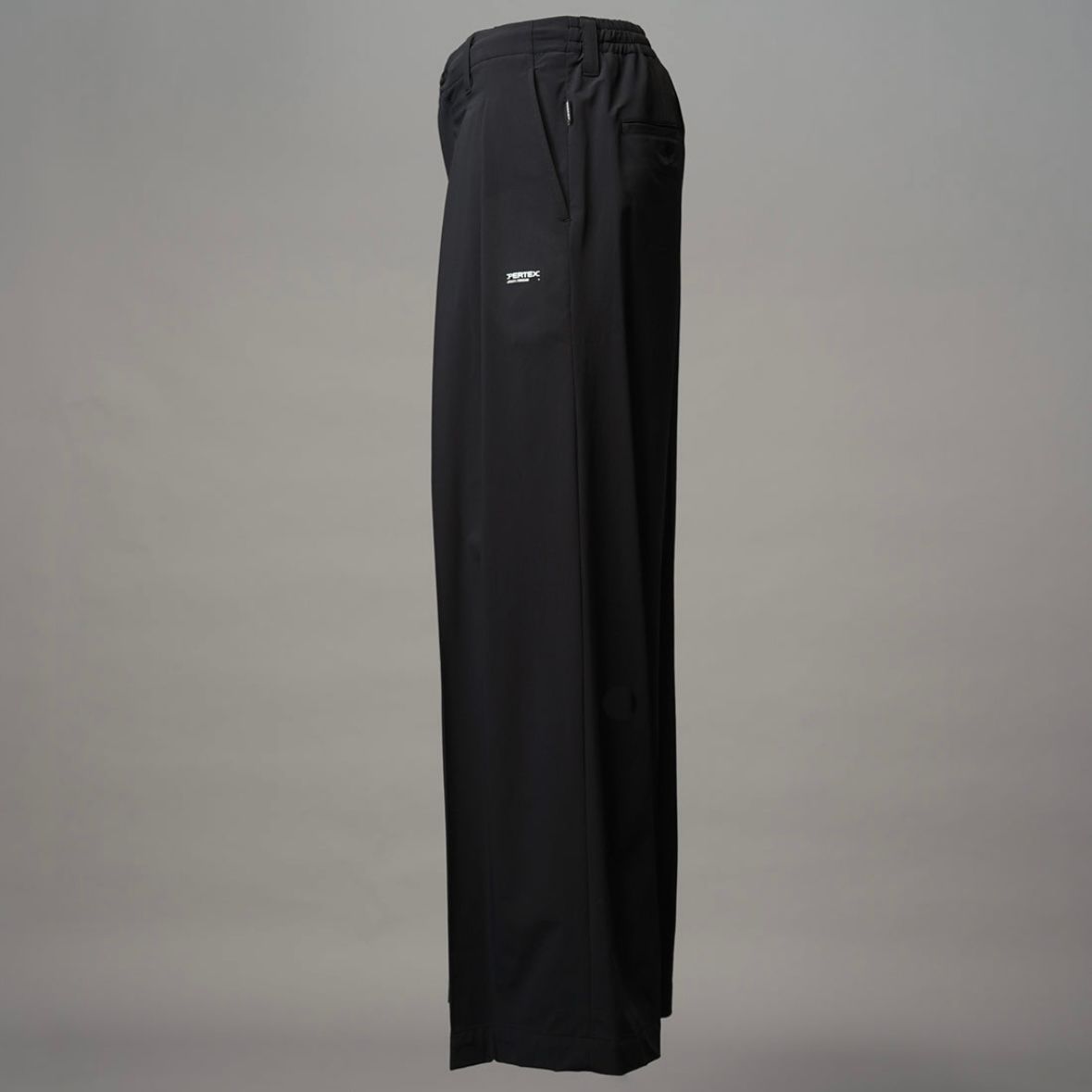 【残り一点】Prime-Wide Two-tuck Trousers(PERTEX)