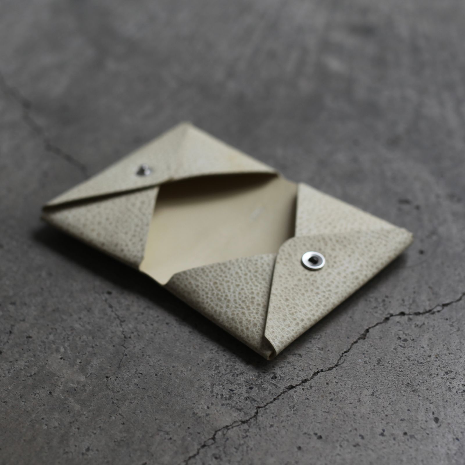 【残りわずか】Herrie Card Case 40(SHIRO)