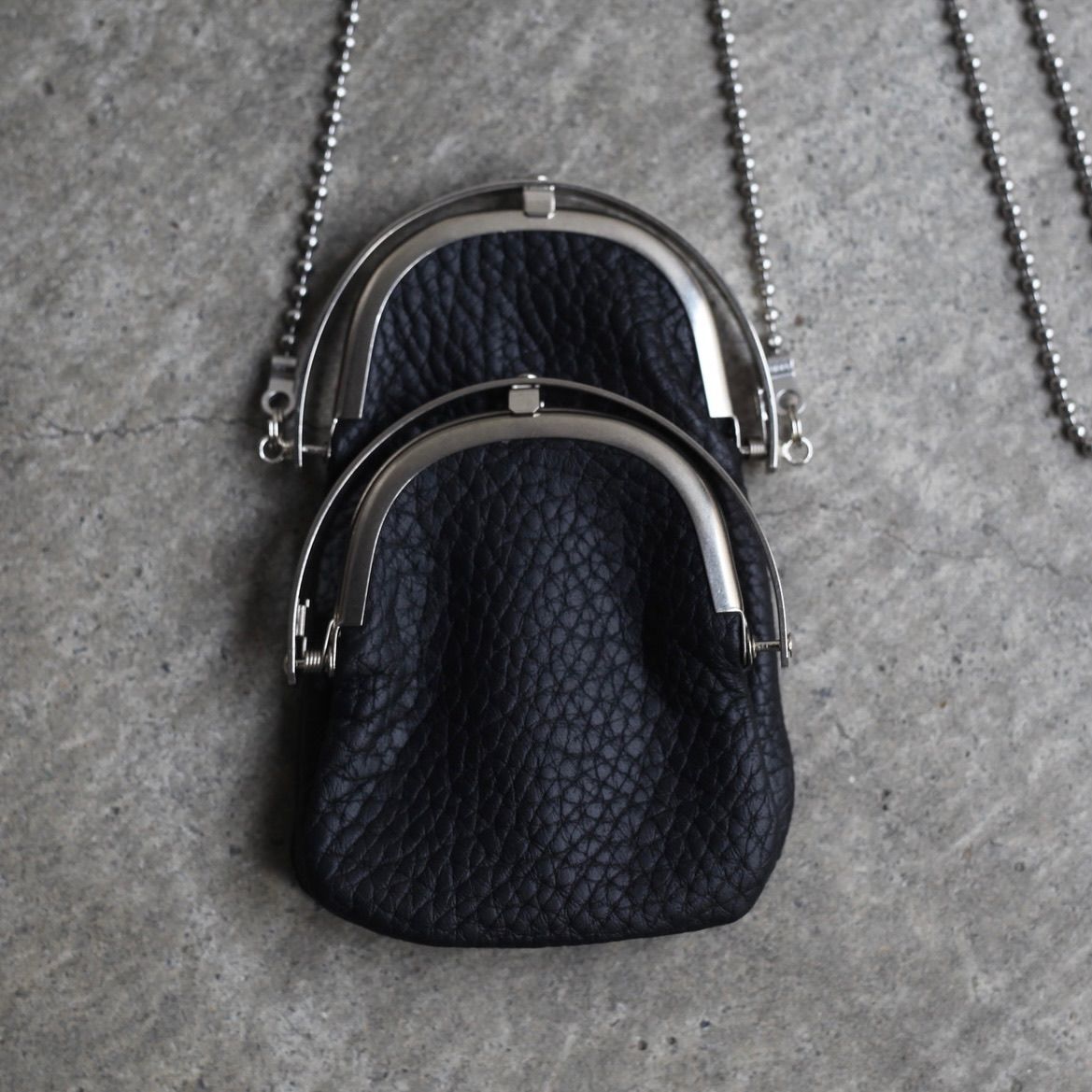 【残りわずか】Chain Double Frame Purse(ODD_COW SHRINK)