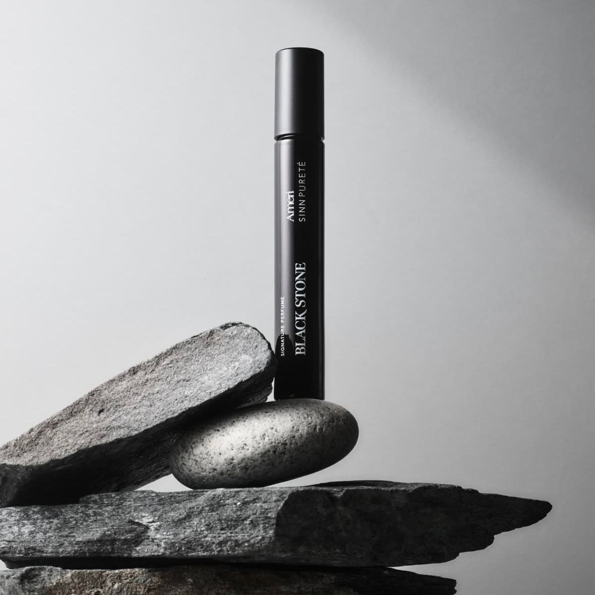 【残り一点】マインドフルフレグランスシグネチャーパフューム 8ml(BLACK STONE)