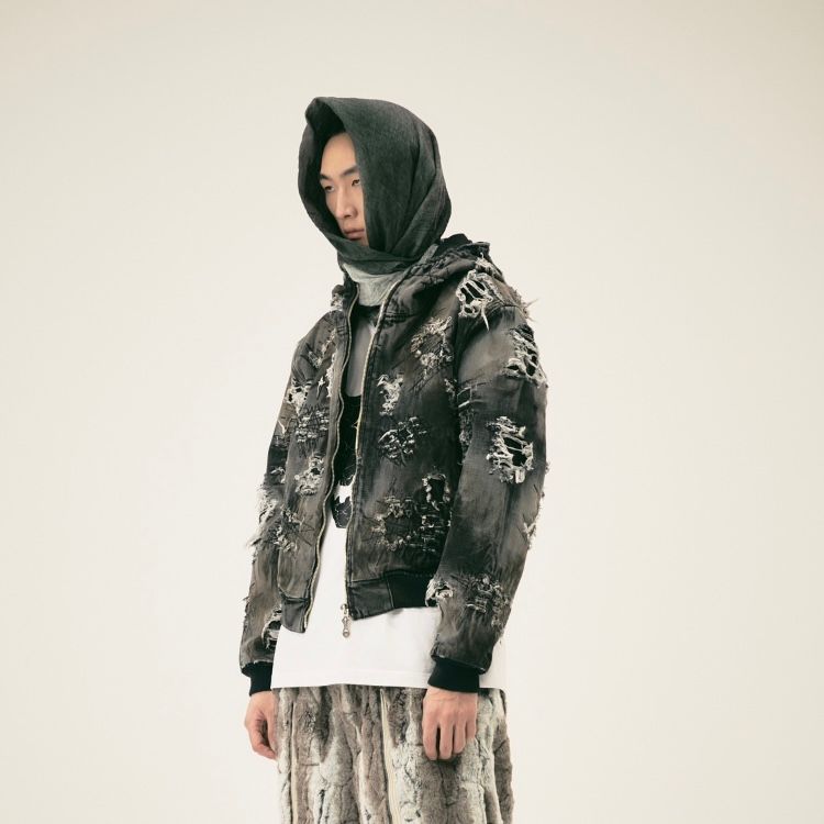 【残り一点】Hard-Washed Damaged Denim Hooded Zip Up