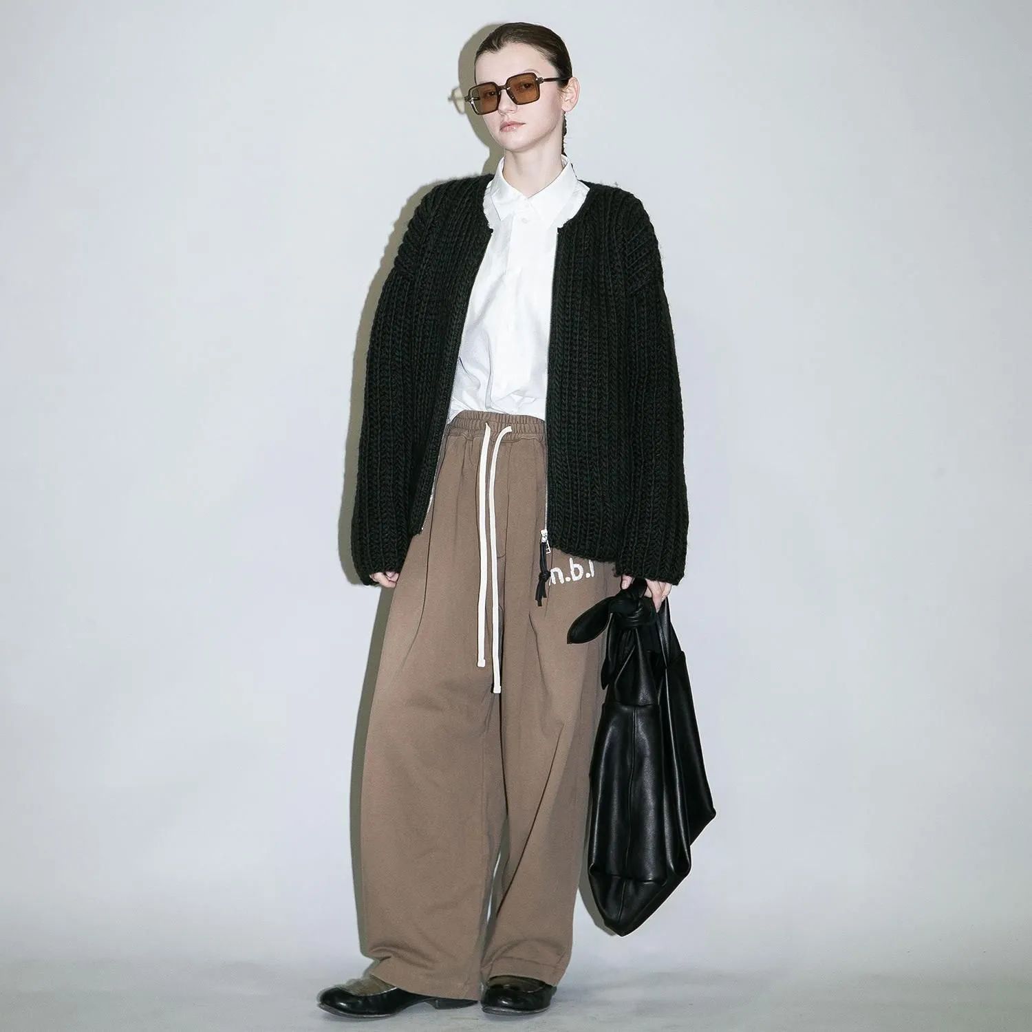 【再販売通知受付可能】ラムスキンショルダーバッグ