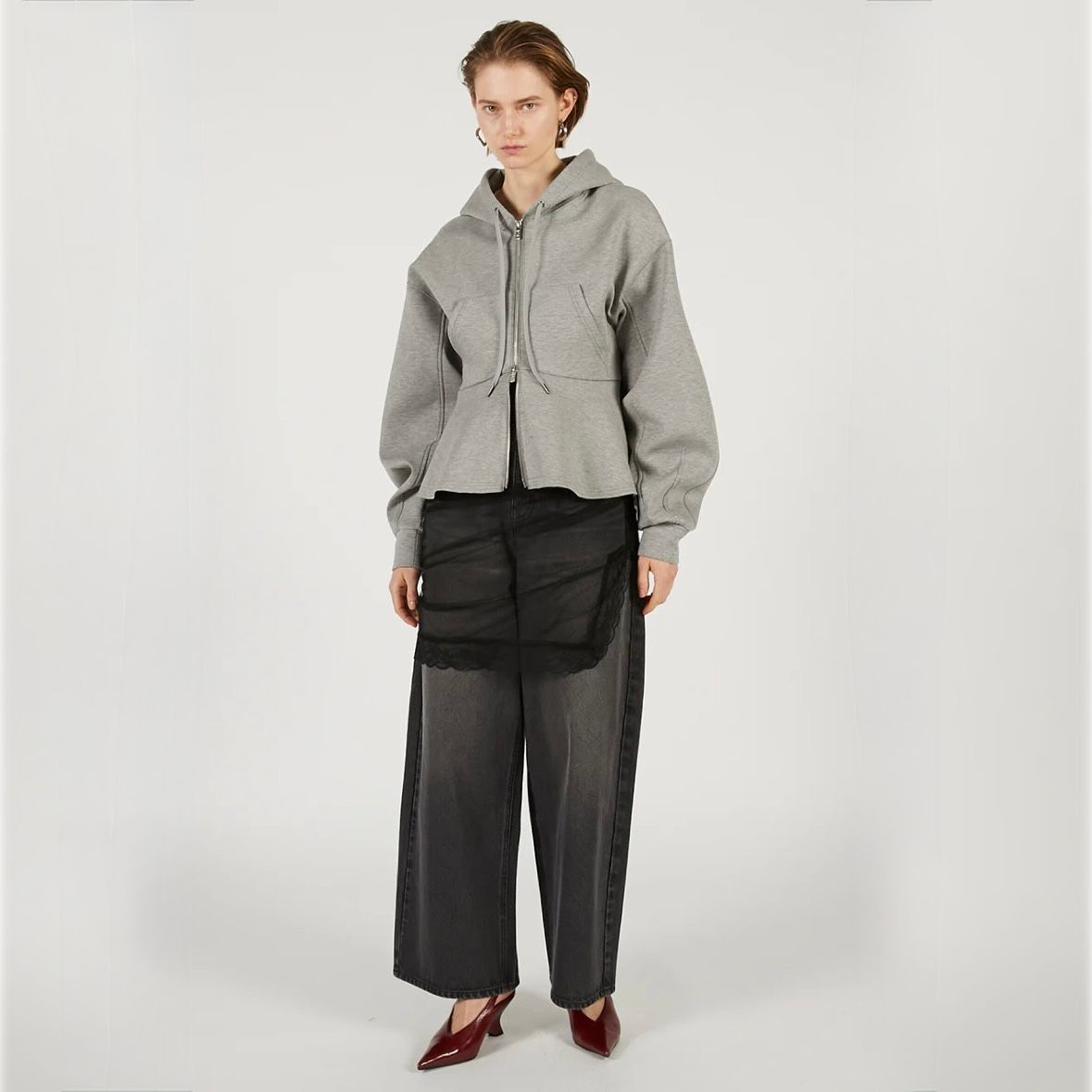 【残り一点】ペプラムフーディパーカー