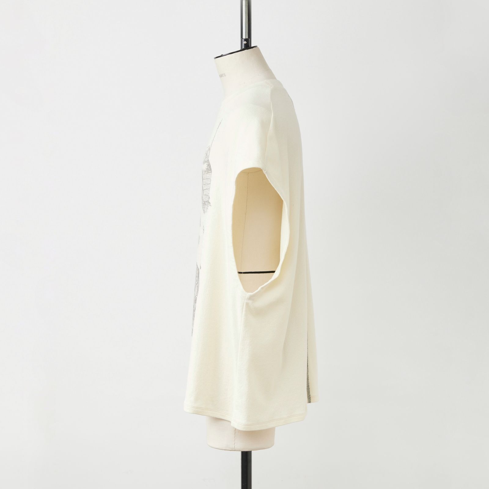 【残り一点】A Zoo Of A Room