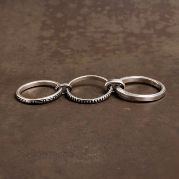 【残り一点】Connected Ring Traces