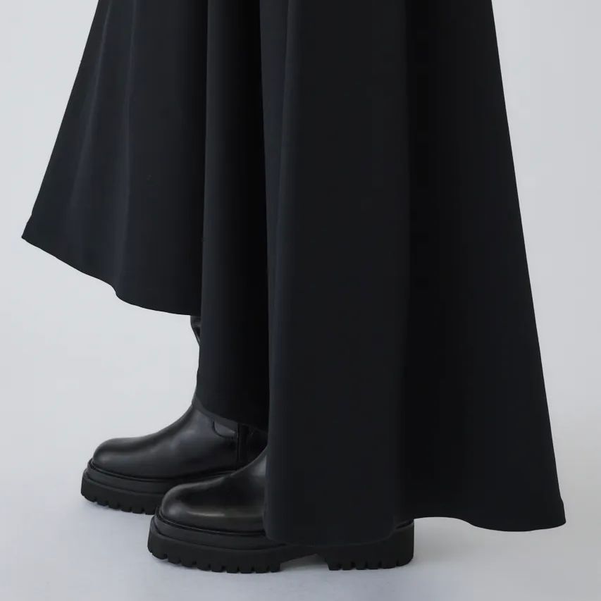 【残り一点】Ruffle Volume SK