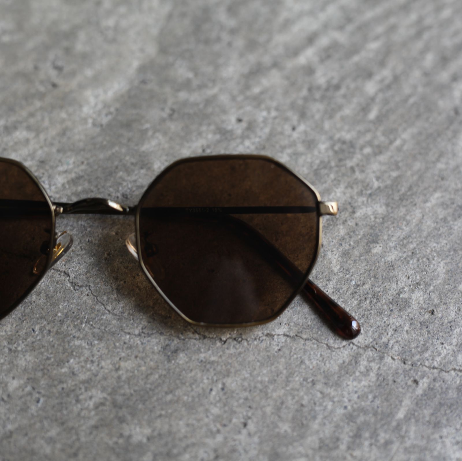 【残りわずか】LG Sunglass(BROWN)