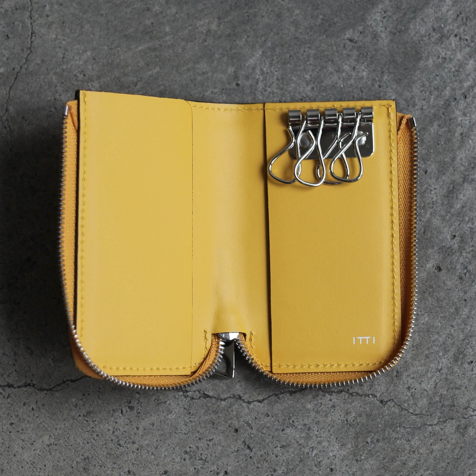 【残り一点】Cristy Key Card Case(DIPLO FJORD)