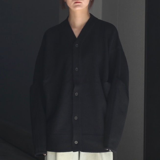 【残りわずか】Extra Fine Wool Knit Tucked Cardigan